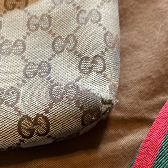 Gucci - Picture 4 of 16